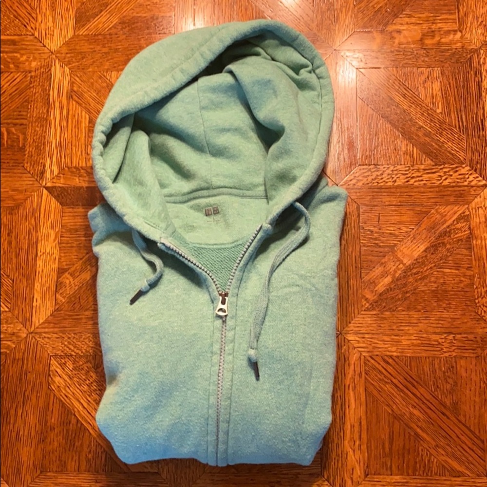 Uniqlo Long Sleeve Hoodie Size Small